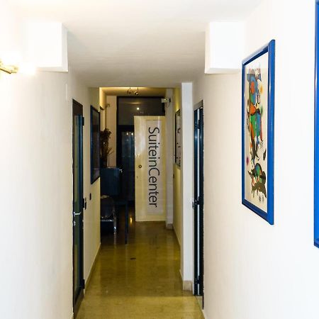Suite In Center Palermo Bagian luar foto