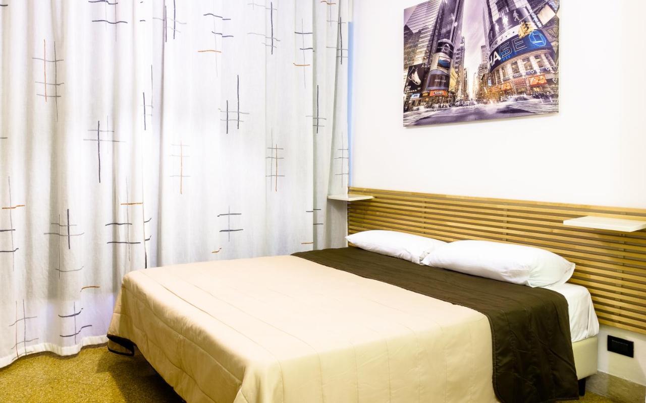 Suite In Center Palermo Bagian luar foto